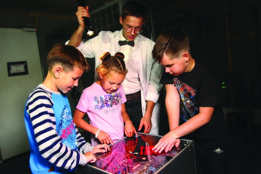 Квест в реальности Лаборатория Х от компании Элизиум Квест в реальности Лаборатория Х от компании Элизиум