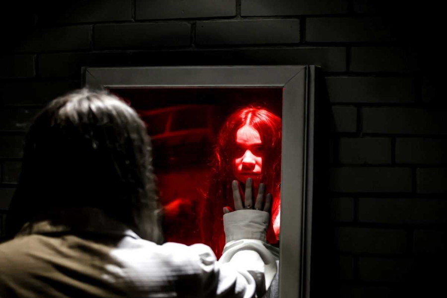 Квест в реальности Тайна красной комнаты от компании Двери Разума Квест в реальности Тайна красной комнаты от компании Двери Разума